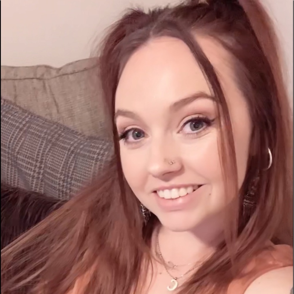 Meet your Posher, Coral